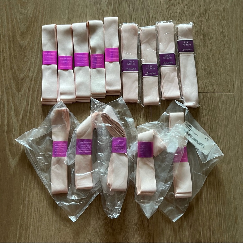 14(!) Russian Pointe Satin Pointe Shoe Ribbons